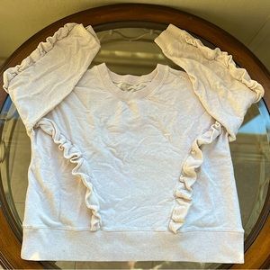 💐Cream Colored Ruffled Crew Neck Sweatshirt💐- size M